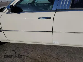 2005 Chrysler 300 C z VIN 2C3JA63H05H504299, wystawiony jako Copart lot #82318874 z przebiegiem 88 039 mil mil oraz Szkoda całkowita • Salvage title. Historia ofert i sprzedaży dostępna na DreamBid. Obrazek 13.