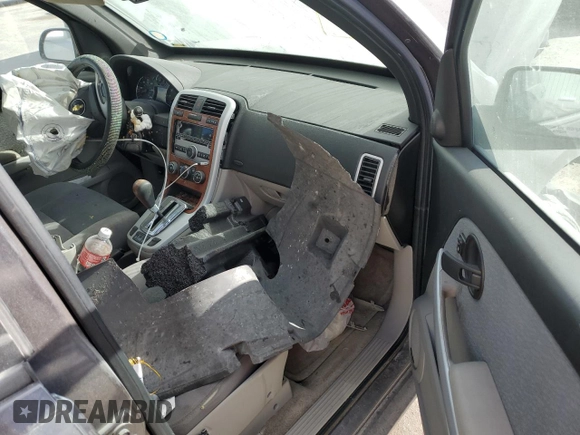 2008 Chevrolet Equinox LT z VIN 2CNDL33F686037725, wystawiony jako Copart lot #76327234 z przebiegiem 170 865 mil mil oraz Szkoda całkowita • Salvage title. Historia ofert i sprzedaży dostępna na DreamBid. Obrazek 8.