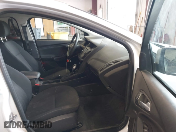 2016 Ford Focus SE with VIN 1FADP3F28GL380663, listed as a IAAI auction lot 42601266 with 78,204 mi miles and . Bid and sale history available at DreamBid. Image 5.