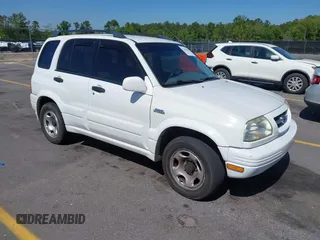 1999 Suzuki Grand Vitara JS с VIN JS3TE62V2X4102981, выставлен на аукционе IAAI как лот 42010970 с пробегом 193 767 миль миль и . История ставок и продаж доступна на DreamBid. Изображение 1.