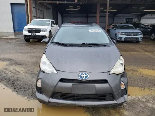 2013 Toyota Prius c One with VIN JTDKDTB31D1547574, listed as a Copart auction lot 49101155 with 131,732 mi miles and Salvage Title. Bid and sale history available at carsss.com. Image 5.