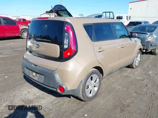 2016 Kia Soul z VIN KNDJN2A20G7244542, wystawiony jako IAAI lot #41406628 z przebiegiem 93 749 mil mil oraz . Historia ofert i sprzedaży dostępna na DreamBid. Obrazek 4.