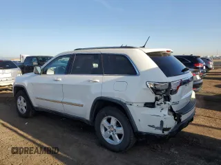 2011 Jeep Grand Cherokee Laredo with VIN 1J4RR4GG4BC640277, listed as a Copart auction lot 52166205 with 195,877 mi miles and Salvage Title. Bid and sale history available at DreamBid. Image 2.