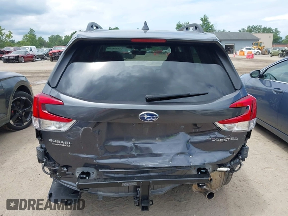 2023 Subaru Forester Limited with VIN JF2SKAPC8PH511882, listed as a IAAI auction lot 42781302 with 22,450 mi miles and . Bid and sale history available at DreamBid. Image 17.