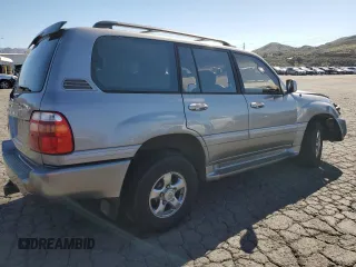 2002 Toyota Land Cruiser with VIN JTEHT05J422022145, listed as a Copart auction lot 46370705 with 215,762 mi miles and Salvage Title. Bid and sale history available at carsss.com. Image 3.