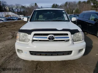 2005 Toyota Sequoia Limited with VIN 5TDBT48A35S251538, listed as a Copart auction lot 47858445 with 268,574 mi miles and Clean Title. Bid and sale history available at carsss.com. Image 5.