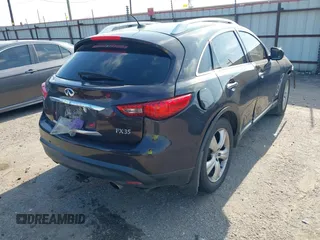 2009 Infiniti FX with VIN JNRAS18U19M101324, listed as a IAAI auction lot 42419224 with 227,427 mi miles and . Bid and sale history available at DreamBid. Image 4.
