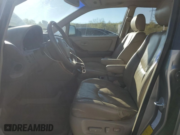 2000 Lexus RX 300 z VIN JT6HF10U3Y0116533, wystawiony jako Copart lot #55123085 z przebiegiem 187 653 mil mil oraz Szkoda całkowita • Salvage title. Historia ofert i sprzedaży dostępna na DreamBid. Obrazek 7.
