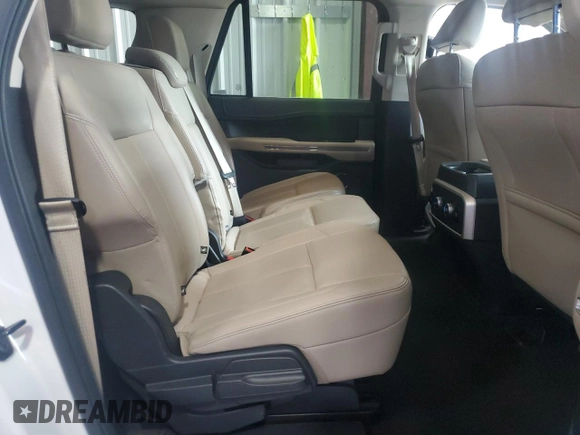 2024 Ford Expedition Max XLT with VIN 1FMJK1H83REA27851, listed as a Copart auction lot 64499065 with 39,868 mi miles and Clean title. Bid and sale history available at DreamBid. Image 11.