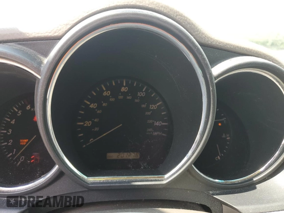 2005 Lexus RX 330 with VIN 2T2GA31U65C029039, listed as a Copart auction lot 62550635 with 201,278 mi miles and Salvage title. Bid and sale history available at DreamBid. Image 9.