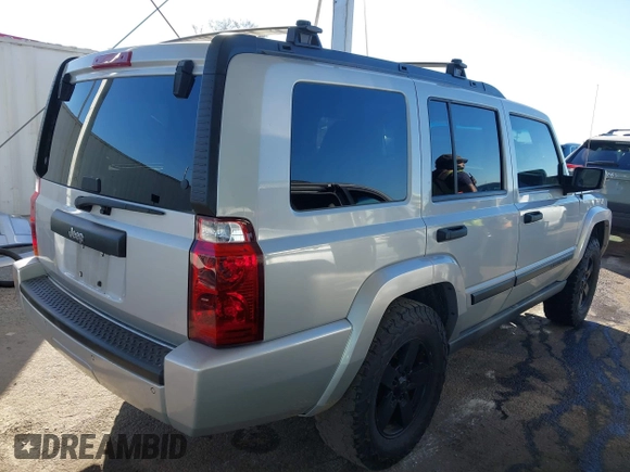 2006 Jeep Commander z VIN 1J8HH48N76C254243, wystawiony jako IAAI lot #41658281 z przebiegiem 181 395 mil mil oraz . Historia ofert i sprzedaży dostępna na DreamBid. Obrazek 4.