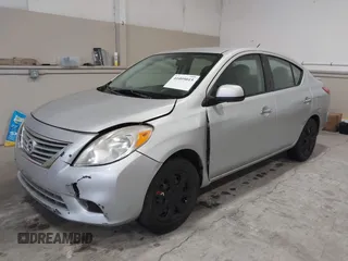 2014 Nissan Versa SV with VIN 3N1CN7AP4EK440552, listed as a IAAI auction lot 41099015 with 97,074 mi miles. Bid and sale history available at carsss.com. Image 2.