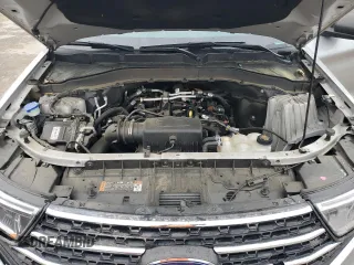 2022 Ford Explorer XLT with VIN 1FMSK7DH3NGB75784, listed as a Copart auction lot 55947905 with 32,622 mi miles and Clean title. Bid and sale history available at DreamBid. Image 12.