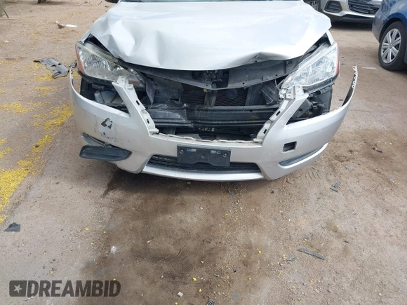 2015 Nissan Sentra SV with VIN 3N1AB7AP0FL668396, listed as a IAAI auction lot 42073977 with 159,280 mi miles. Bid and sale history available at carsss.com. Image 6.