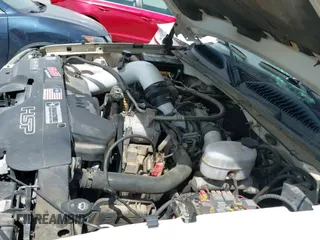 2004 Chevrolet Silverado 2500HD LS with VIN 1GCHK24144E137012, listed as a IAAI auction lot 42042283 with 197,284 mi miles and . Bid and sale history available at DreamBid. Image 20.