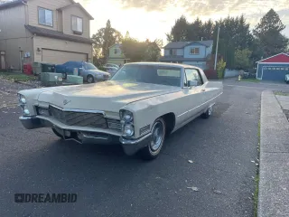 1968 Cadillac DeVille z VIN J8295891, wystawiony jako Copart lot #80172544 z przebiegiem 82 126 mil mil oraz Czysty tytuł • Clean title. Historia ofert i sprzedaży dostępna na DreamBid. Obrazek 2.