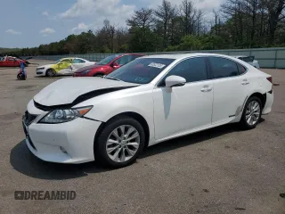 2014 Lexus ES 300h z VIN JTHBW1GG2E2053437, wystawiony jako Copart lot #60522105 z przebiegiem 197 632 mil mil oraz Szkoda całkowita • Salvage title. Historia ofert i sprzedaży dostępna na DreamBid. Obrazek 1.