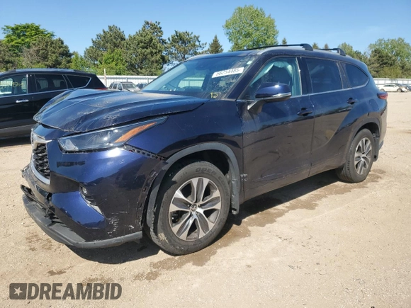 2022 Toyota Highlander XLE with VIN 5TDGZRBH8NS573003, listed as a Copart auction lot 56254485 with 19,293 mi miles and Salvage title. Bid and sale history available at DreamBid. Image 1.