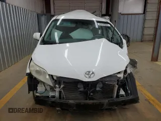 2012 Toyota Sienna LE AAS с VIN 5TDKK3DC1CS269618, выставлен на аукционе Copart как лот 49789095 с пробегом Не указан миль и Списание • Salvage title. История ставок и продаж доступна на DreamBid. Изображение 5.