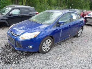 2012 Ford Focus SE с VIN 1FAHP3F27CL261286, выставлен на аукционе IAAI как лот 42521637 с пробегом 135 214 миль миль и . История ставок и продаж доступна на DreamBid. Изображение 2.