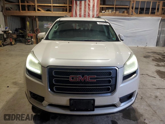 2014 GMC Acadia SLT with VIN 1GKKRRKD3EJ110582, listed as a Copart auction lot 44424785 with 208,586 mi miles and Salvage Title. Bid and sale history available at carsss.com. Image 5.