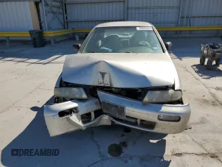1997 Nissan Altima XE with VIN 1N4BU31D2VC268883, listed as a Copart auction lot 76528444 with 138,146 mi miles and Salvage Title. Bid and sale history available at carsss.com. Image 5.