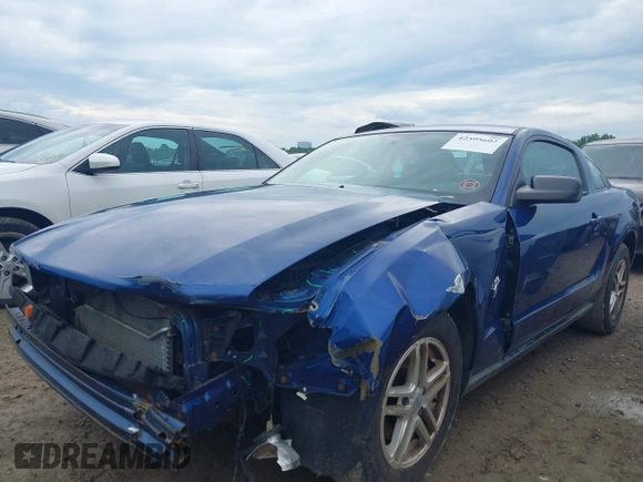 2009 Ford Mustang with VIN 1ZVHT80N795142637, listed as a IAAI auction lot 42595602 with 69,284 mi miles and . Bid and sale history available at DreamBid. Image 18.