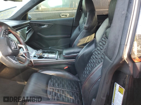 2021 Audi RS Q8 z VIN WU1ARBF11MD029420, wystawiony jako Copart lot #73844124 z przebiegiem Nie podano mil oraz Nie do naprawy. Historia ofert i sprzedaży dostępna na DreamBid. Obrazek 7.