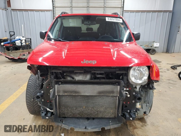 2020 Jeep Renegade Sport with VIN ZACNJAAB3LPL03293, listed as a Copart auction lot 83691994 with 105,208 mi miles and Salvage Title. Bid and sale history available at carsss.com. Image 5.