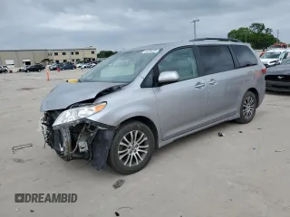 2018 Toyota Sienna XLE Auto Access Seat с VIN 5TDYZ3DCXJS911093, выставлен на аукционе Copart как лот 54994335 с пробегом 89 141 миль миль и Списание • Salvage title. История ставок и продаж доступна на DreamBid. Изображение 1.