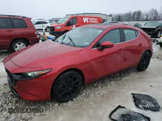2020 Mazda Mazda3 Hatchback Premium Package with VIN JM1BPBNM3L1162022, listed as a Copart auction lot 41832675 with 87,819 mi miles and Clean Title. Bid and sale history available at carsss.com. Image 1.