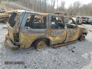 2001 Ford Explorer XLS with VIN 1FMZU72E11ZA28427, listed as a Copart auction lot 48242155 with Not provided miles and Non repairable. Bid and sale history available at DreamBid. Image 3.