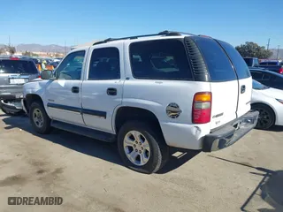 2001 Chevrolet Tahoe LT with VIN 1GNEC13T01J132932, listed as a IAAI auction lot 41398864 with 151,411 mi miles. Bid and sale history available at carsss.com. Image 3.