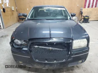 2007 Chrysler 300 Limited with VIN 2C3KK53G97H868047, listed as a Copart auction lot 68005104 with 151,784 mi miles and Clean Title. Bid and sale history available at carsss.com. Image 5.