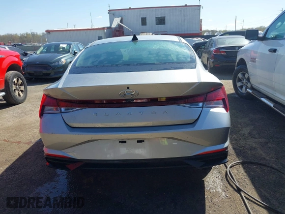 2023 Hyundai Elantra SEL with VIN 5NPLM4AG6PH091535, listed as a IAAI auction lot 41947089 with 28,577 mi miles and . Bid and sale history available at DreamBid. Image 17.