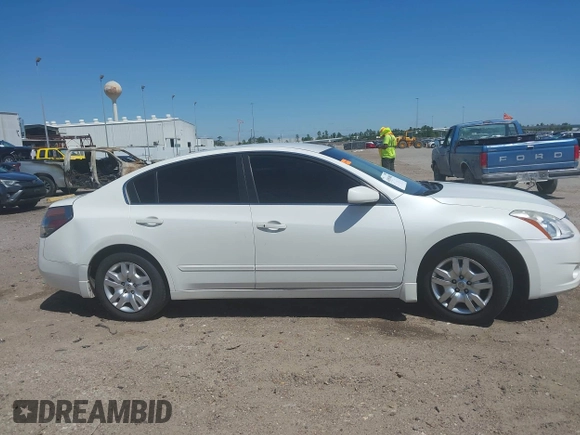 2011 Nissan Altima S with VIN 1N4AL2AP1BN479236, listed as a IAAI auction lot 41954002 with 169,829 mi miles and . Bid and sale history available at DreamBid. Image 13.