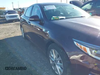 2018 Kia Optima LX with VIN 5XXGT4L31JG267327, listed as a IAAI auction lot 41800796 with 1 mi miles. Bid and sale history available at carsss.com. Image 17.