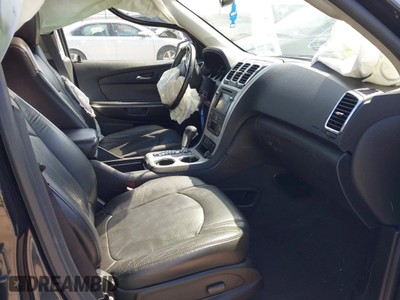 2010 GMC Acadia SLT1 with VIN 1GKLVMED7AJ231527, listed as a IAAI auction lot 41877248 with 148,072 mi miles. Bid and sale history available at carsss.com. Image 5.