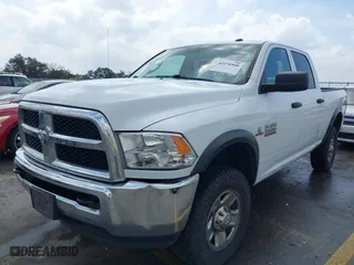 2018 Ram 2500 Tradesman with VIN 3C6UR5CL5JG357477, listed as a IAAI auction lot 41678900 with 247,787 mi miles. Bid and sale history available at carsss.com. Image 17.
