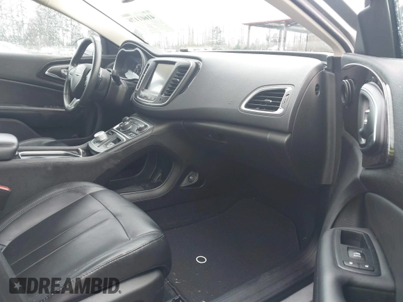 2015 Chrysler 200 C with VIN 1C3CCCCG5FN510455, listed as a IAAI auction lot 41601176 with 78,262 mi miles. Bid and sale history available at carsss.com. Image 5.
