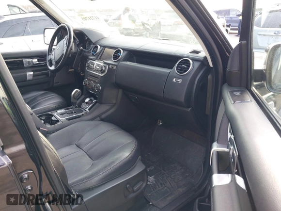 2011 Land Rover LR4 HSE with VIN SALAG2D46BA580286, listed as a IAAI auction lot 41721785 with 156,443 mi miles and . Bid and sale history available at DreamBid. Image 5.