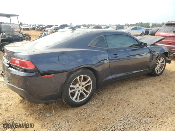 2015 Chevrolet Camaro LS with VIN 2G1FB1E38F9172488, listed as a Copart auction lot 42927005 with 155,931 mi miles and Salvage Title. Bid and sale history available at carsss.com. Image 3.