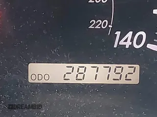 2005 Toyota Camry LE with VIN 4T1BF30K15U609930, listed as a IAAI auction lot 41321401 with 287,792 mi miles and . Bid and sale history available at DreamBid. Image 7.