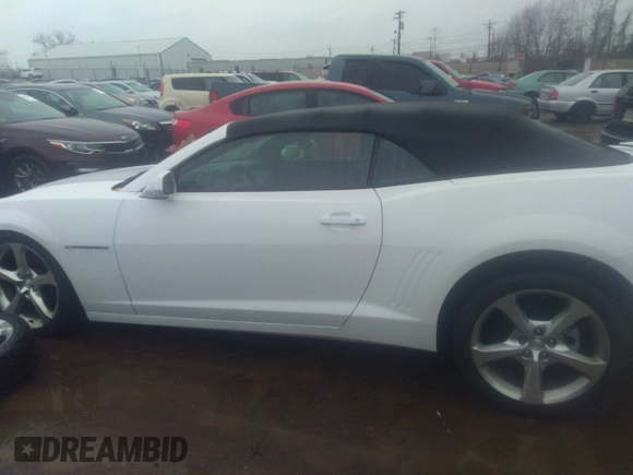 2015 Chevrolet Camaro LT with VIN 2G1FF3D35F9235032, listed as a IAAI auction lot 41095967 with 92,851 mi miles. Bid and sale history available at carsss.com. Image 15.