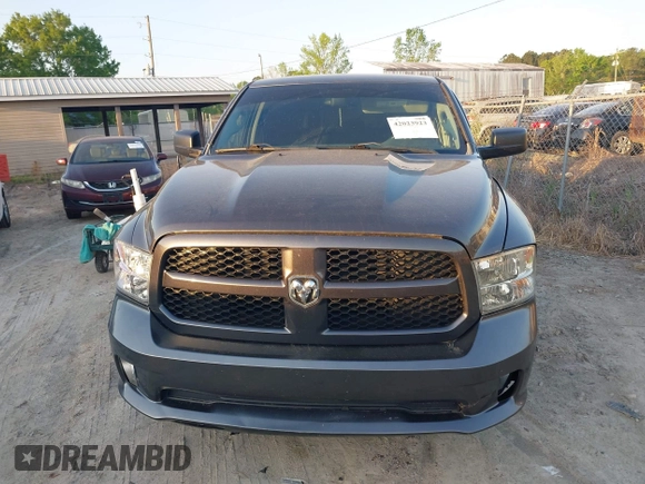 2015 Ram 1500 Express z VIN 1C6RR6KT8FS542426, wystawiony jako IAAI lot #42023923 z przebiegiem 135 580 mil mil oraz . Historia ofert i sprzedaży dostępna na DreamBid. Obrazek 12.