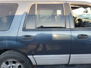 2004 Ford Expedition XLS with VIN 1FMRU13W54LA44335, listed as a Copart auction lot 89276495 with 0 mi miles and Salvage Title. Bid and sale history available at carsss.com. Image 11.