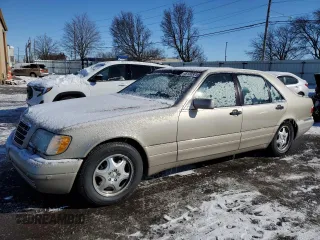 1997 Mercedes-Benz S-Class with VIN WDBGA51G4VA343222, listed as a Copart auction lot 45100385 with 155,926 mi miles and Salvage Title. Bid and sale history available at carsss.com. Image 1.