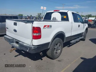 2005 Ford F-150 XLT с VIN 1FTPX14525NA15728, выставлен на аукционе IAAI как лот 42545290 с пробегом 293 695 миль миль и . История ставок и продаж доступна на DreamBid. Изображение 4.