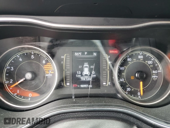 2020 Jeep Cherokee Latitude Plus with VIN 1C4PJLLB0LD653676, listed as a Copart auction lot 55921075 with 98,997 mi miles and Salvage title. Bid and sale history available at DreamBid. Image 9.