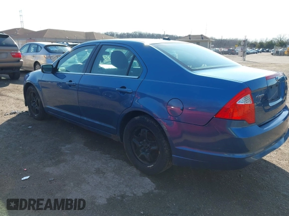2010 Ford Fusion SE with VIN 3FAHP0HA9AR135092, listed as a IAAI auction lot 41882411 with 195,194 mi miles. Bid and sale history available at carsss.com. Image 3.